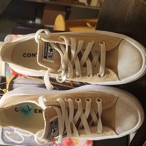 Converse Platform Sneaker Wmns Sz 7.5
